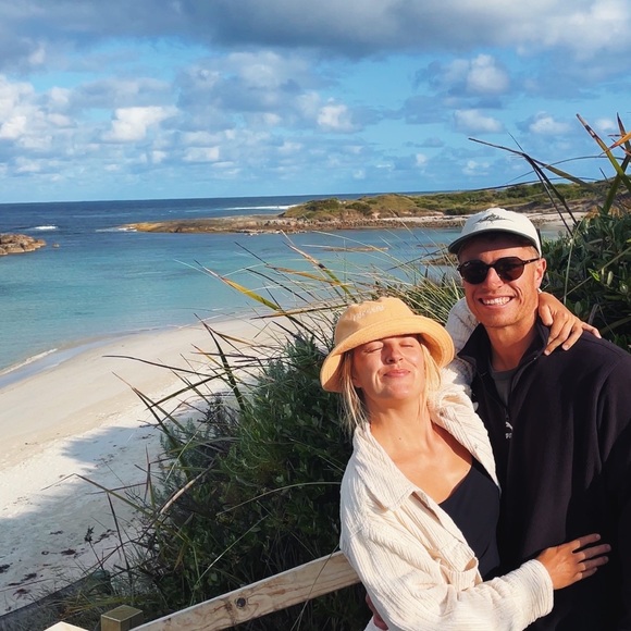 Meet your Posher, Angela - Picture 3 of 3